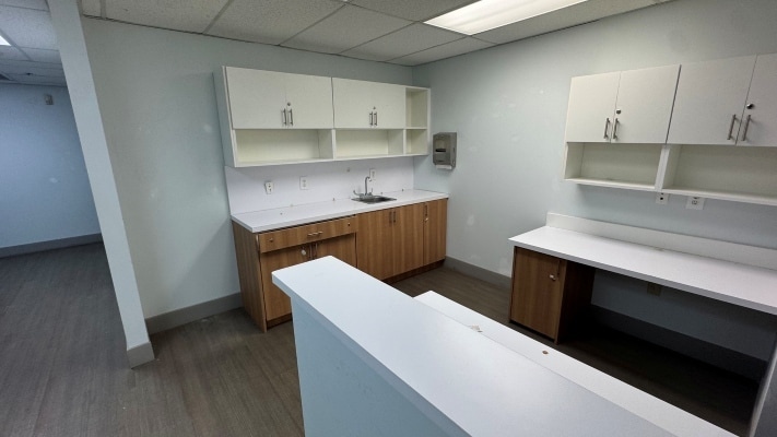 More Photos Of 3099 SW 8th St, Miami Medical For Lease