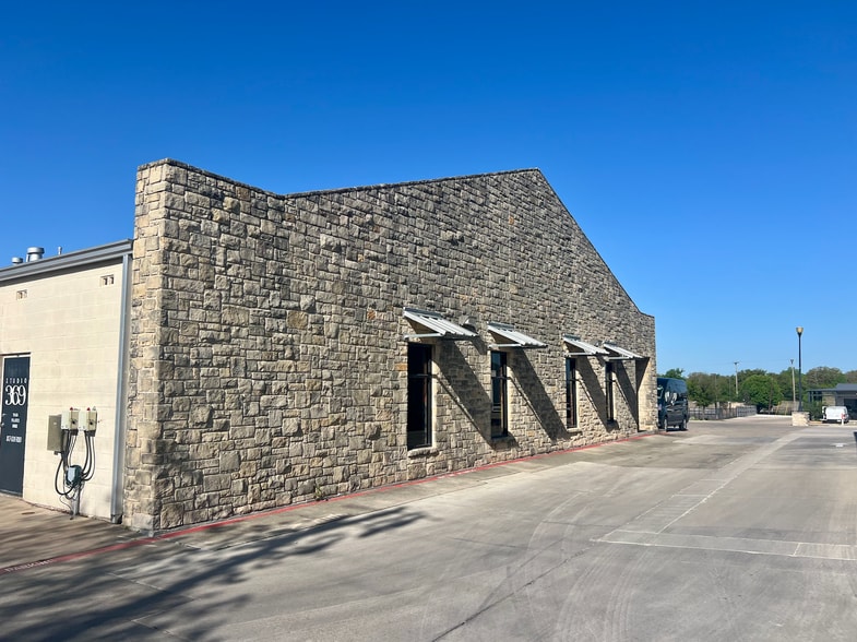 More Photos Of 119 Ranch House Rd, Aledo Unknown For Lease