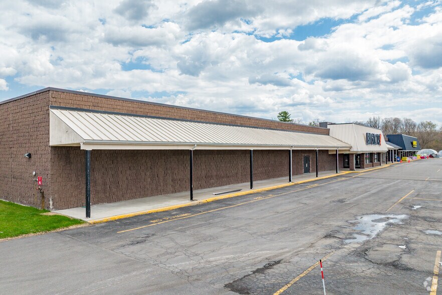Primary Photo Of 102 Utica St, Hamilton General Retail For Lease