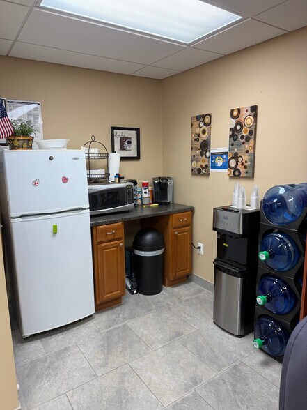 More Photos Of 254 Brick Blvd, Brick Medical For Lease