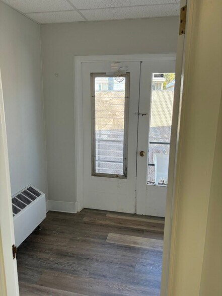 More Photos Of 17 Water St, Milford Office For Lease