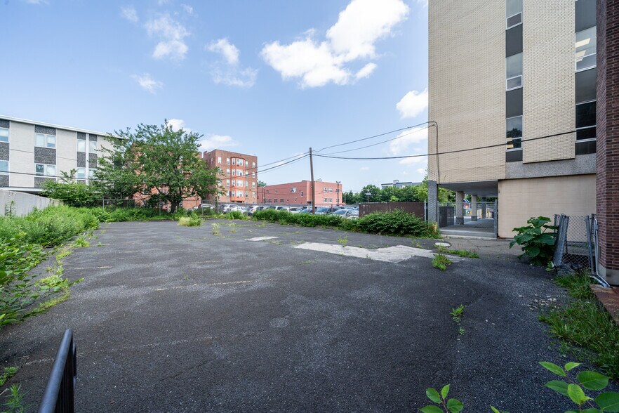 More Photos Of 37 Evergreen Pl, East Orange Specialty For Sale