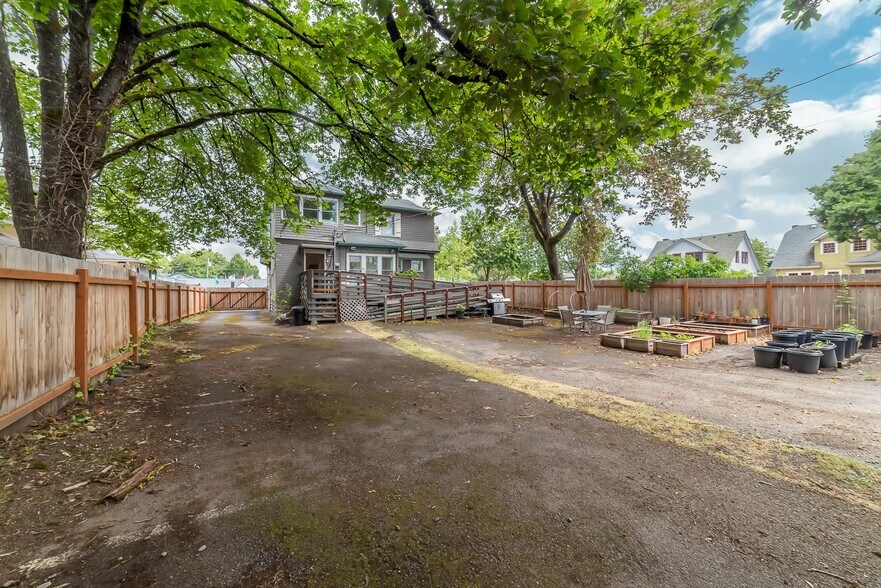 More Photos Of 354 W 6th Ave, Eugene Storefront Retail Office For Sale