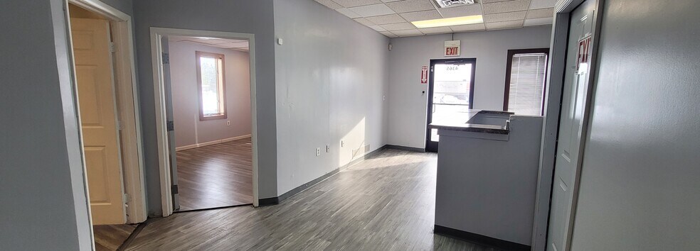 More Photos Of 4365 Youngstown Rd SE, Warren Storefront Retail Office For Lease