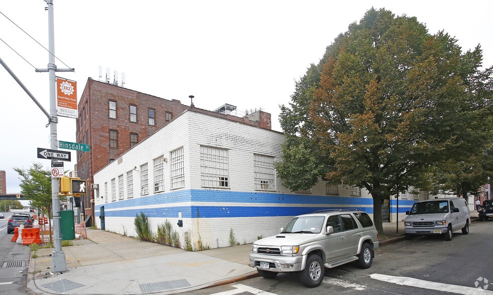 More Photos Of 156 Hinsdale St, Brooklyn Warehouse For Lease