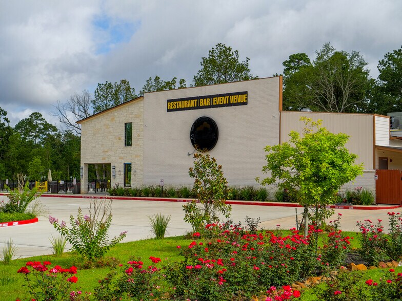 More Photos Of 1355 N Loop 336 E, Conroe Restaurant For Sale