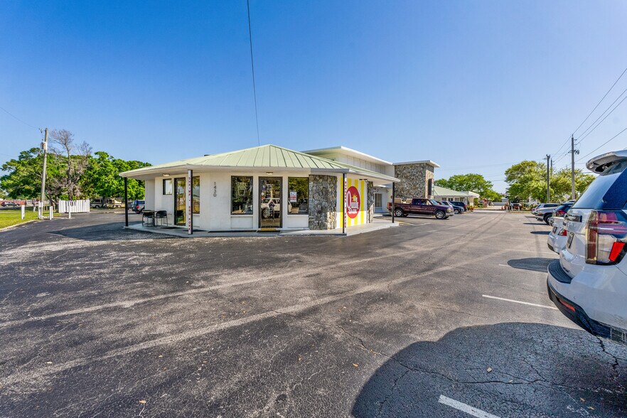 More Photos Of 1615 14th Ave, Vero Beach Medical For Sale