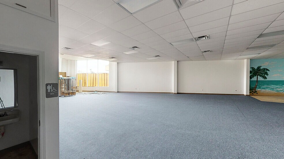 More Photos Of 5240 N Atlantic Ave, Cocoa Beach General Retail For Lease