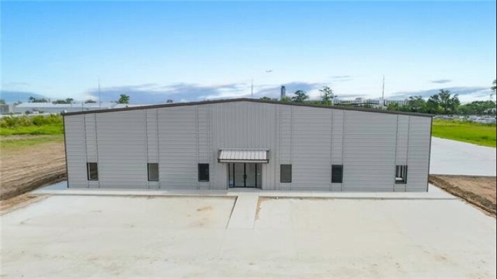 More Photos Of 834 Reverend Richard Wilson Dr, Kenner Industrial For Sale