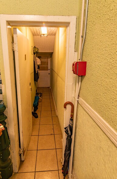 More Photos Of 11 S Broadway, Baltimore Apartments For Sale