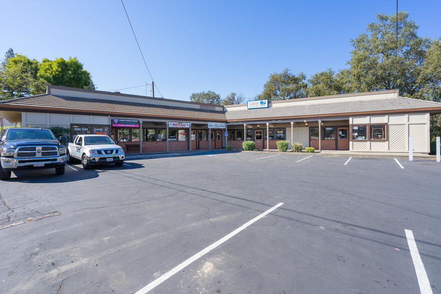 Primary Photo Of 444 Pleasant Valley Rd, Diamond Springs Storefront Retail Office For Lease