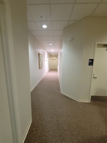 More Photos Of 3333 Renaissance Blvd, Bonita Springs Office For Lease