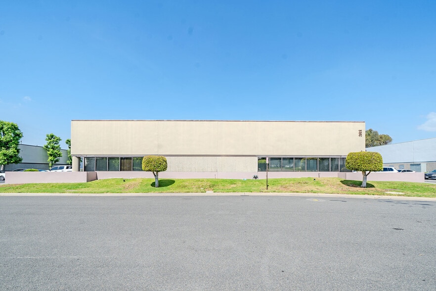More Photos Of 381 Thor Pl, Brea Manufacturing For Lease