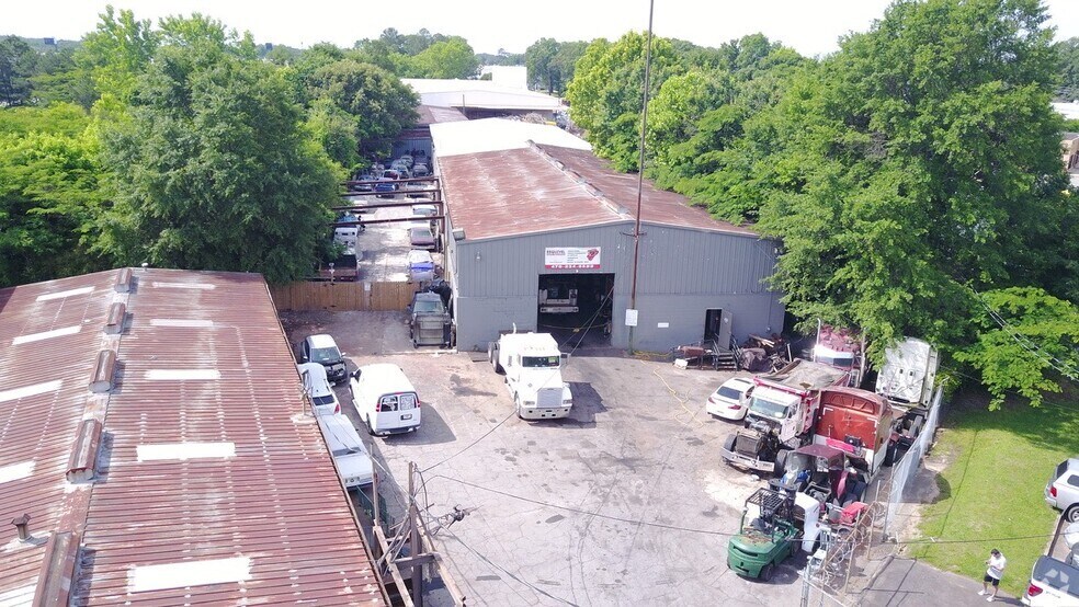 More Photos Of 2514 W Point Ave, College Park Manufacturing For Lease