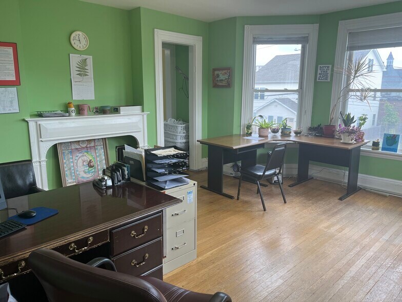 More Photos Of 880 Fairfield Ave, Bridgeport Office Residential For Sale