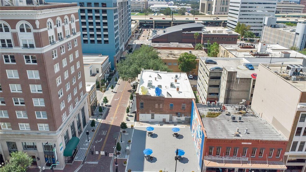 More Photos Of 13 W Pine St, Orlando Storefront Retail Office For Lease