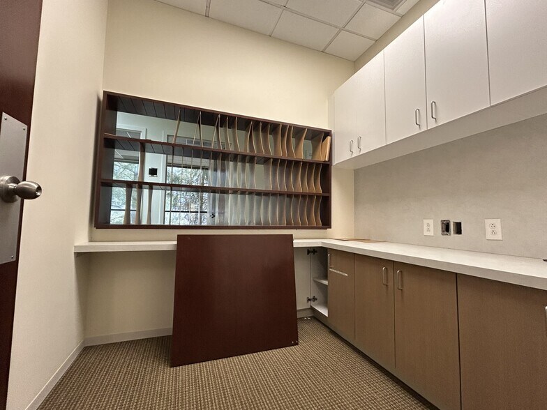 More Photos Of 165 Township Line Rd, Jenkintown Office For Lease