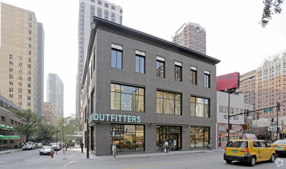 More Photos Of 1100 N State St, Chicago Storefront For Sale