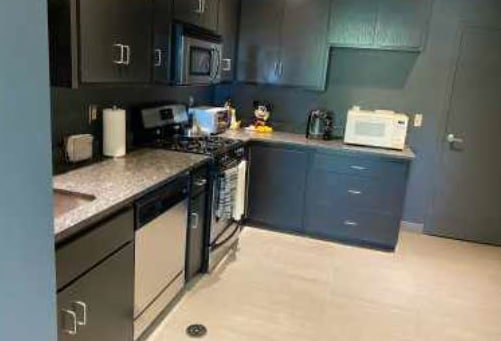 More Photos Of 4352 Willow Dr, Medina Service For Lease