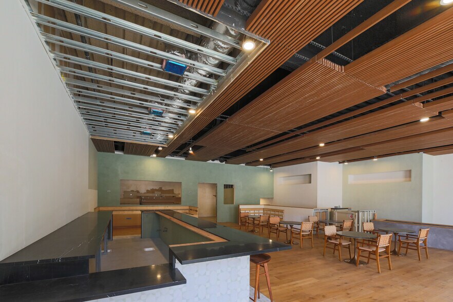 More Photos Of 915 Wilshire Blvd, Los Angeles Office For Lease