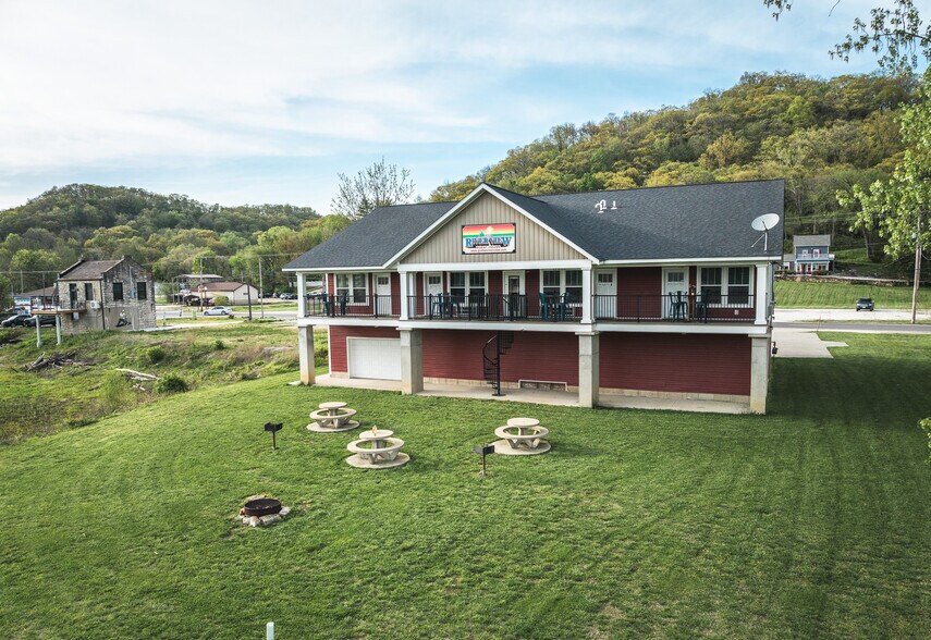 More Photos Of 1435 Main st, Grafton Specialty For Sale