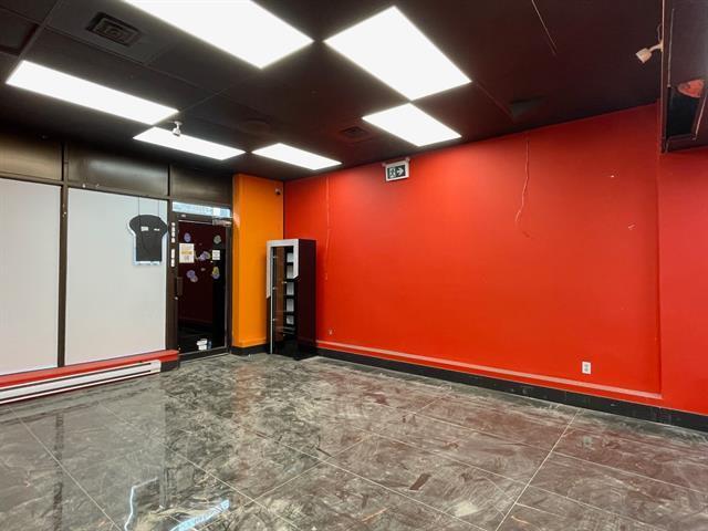 More Photos Of 412-414 Av Du Mont-Royal E, Montréal General Retail For Sale