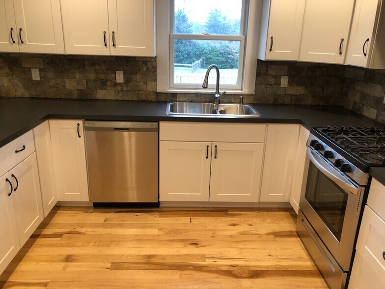 More Photos Of 1188 Millstone River Rd, Hillsborough General Retail For Sale