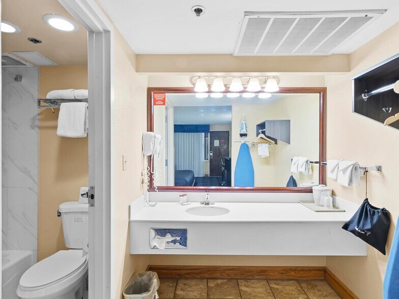 More Photos Of 850 S Bluff St, Saint George Hotel For Sale