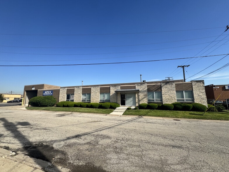More Photos Of 9030 Gage Ave, Franklin Park Warehouse For Sale