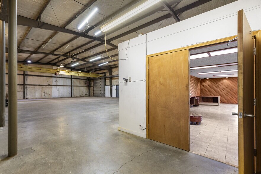 More Photos Of 4200 Henry S Grace Fwy, Wichita Falls Office For Lease