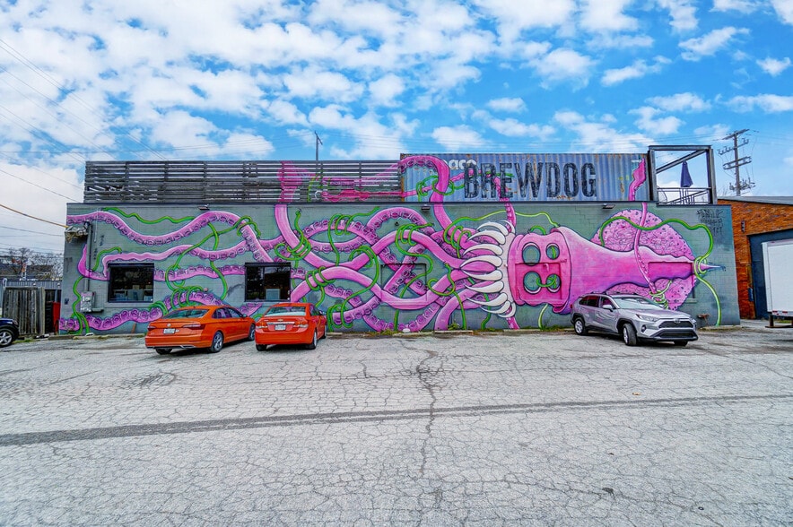 More Photos Of 463 W Town St, Columbus Restaurant For Lease