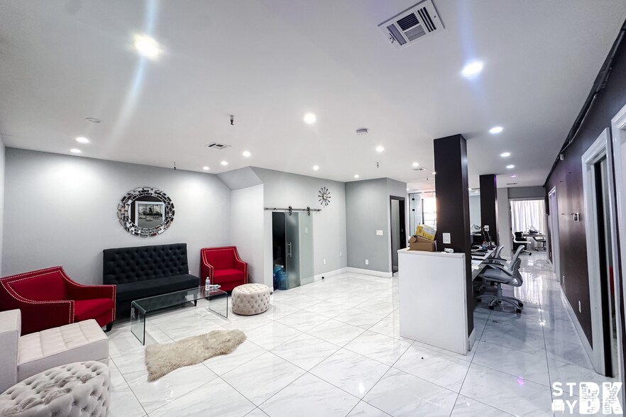 More Photos Of 1274 Fulton St, Brooklyn Storefront Retail Office For Lease