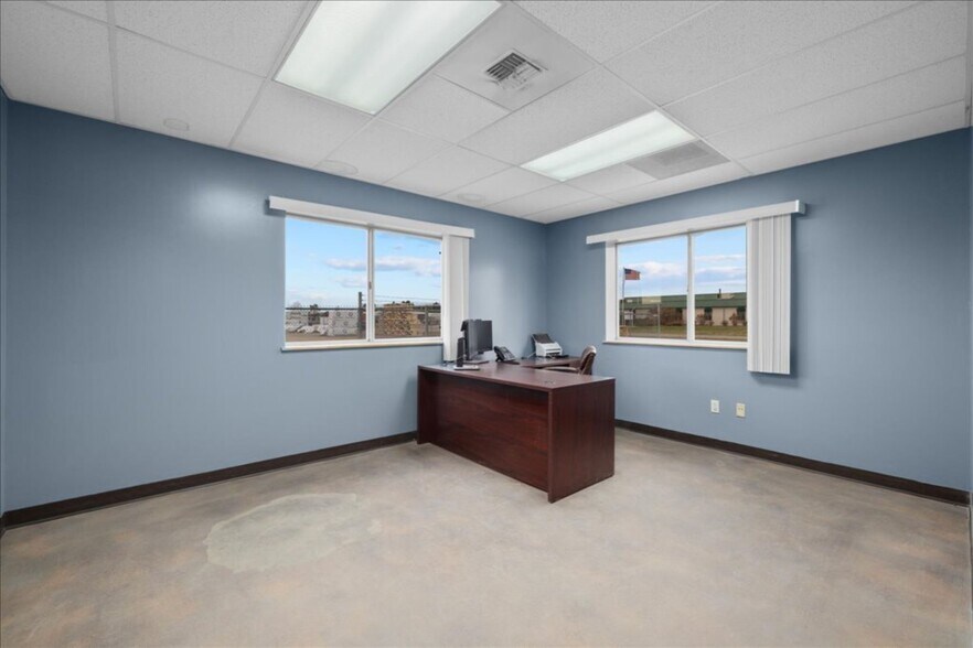 More Photos Of 6830 Commercial Ave, Billings Industrial For Sale