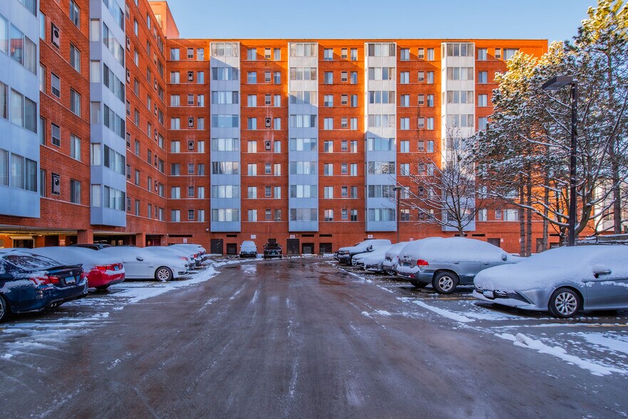 More Photos Of 250 Main St, Hartford Apartments For Lease