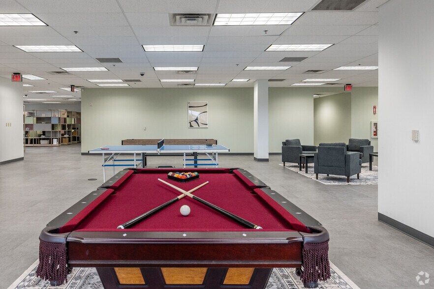 More Photos Of 1 Music Cir N, Nashville Coworking Space