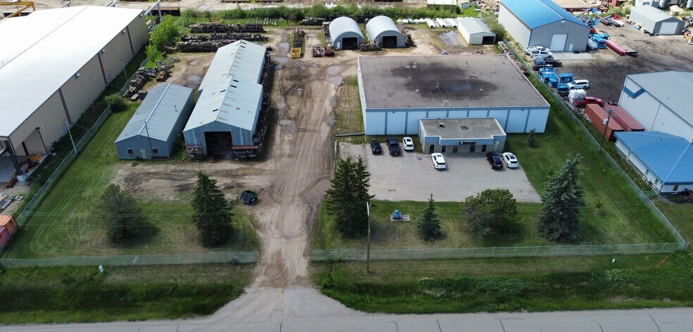 More Photos Of 2104 6th St, Nisku Manufacturing For Sale