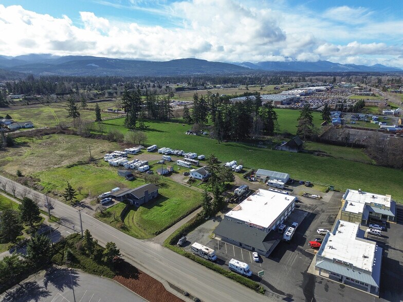 More Photos Of 275 S 7th Ave, Sequim Auto Repair For Sale