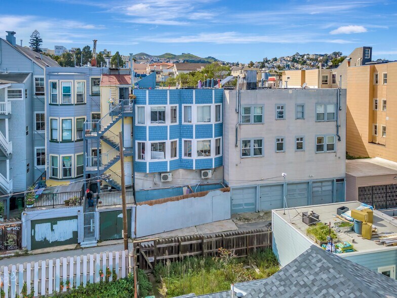 More Photos Of 221 San Jose Ave, San Francisco Apartments For Sale