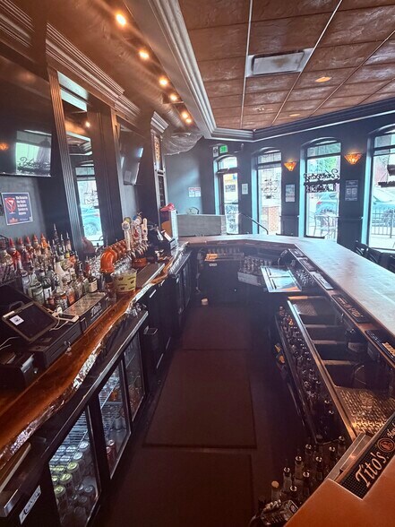 More Photos Of 103 3RD St N, La Crosse Restaurant For Sale