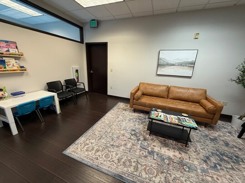 More Photos Of 233 S Pleasant Grove Blvd, Pleasant Grove Office For Sale