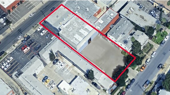 More Photos Of 11924 Vose St, North Hollywood Warehouse For Lease