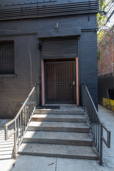 More Photos Of 2228-2232 E Cesar E Chavez Ave, Los Angeles Freestanding For Lease