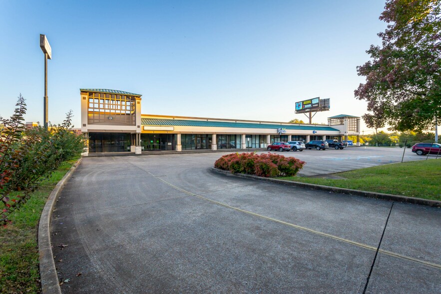 More Photos Of 7610 Hamilton Park Dr, Chattanooga Office For Sale