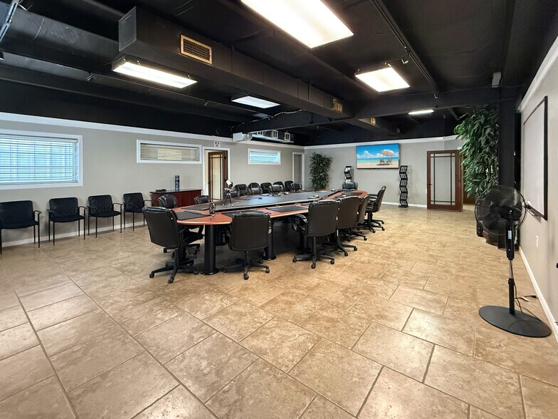 More Photos Of 7710 W Highway 80, Midland Office For Sale