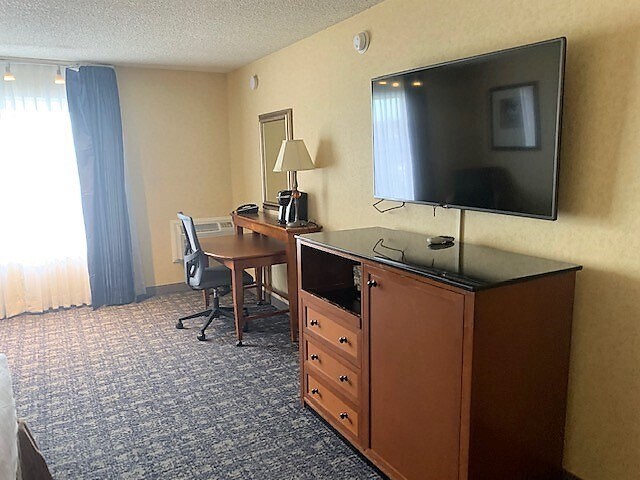 More Photos Of 1929 4th St, Eureka Hotel For Sale