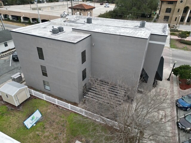 More Photos Of 138 Bushnell Plz, Bushnell Office For Lease