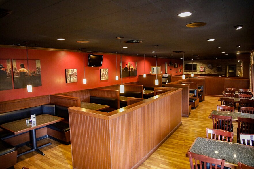 More Photos Of 4476 Business 220, Bedford Restaurant For Sale