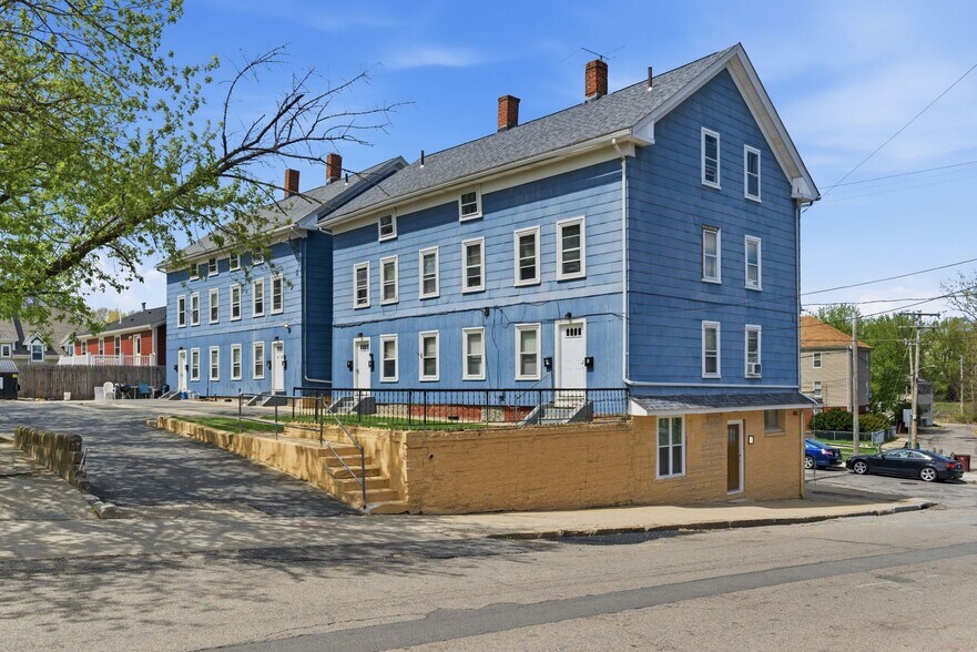 More Photos Of 126 140 Sayles, Woonsocket Apartments For Sale