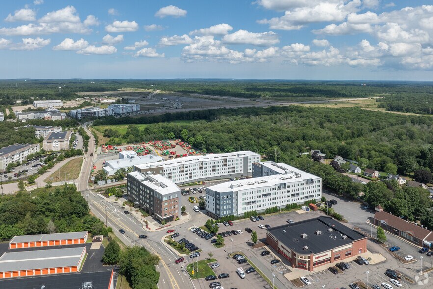 More Photos Of 39 Trotter Rd, Weymouth Apartments For Lease