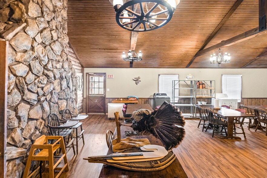 More Photos Of 1162 School St, Percy Restaurant For Sale
